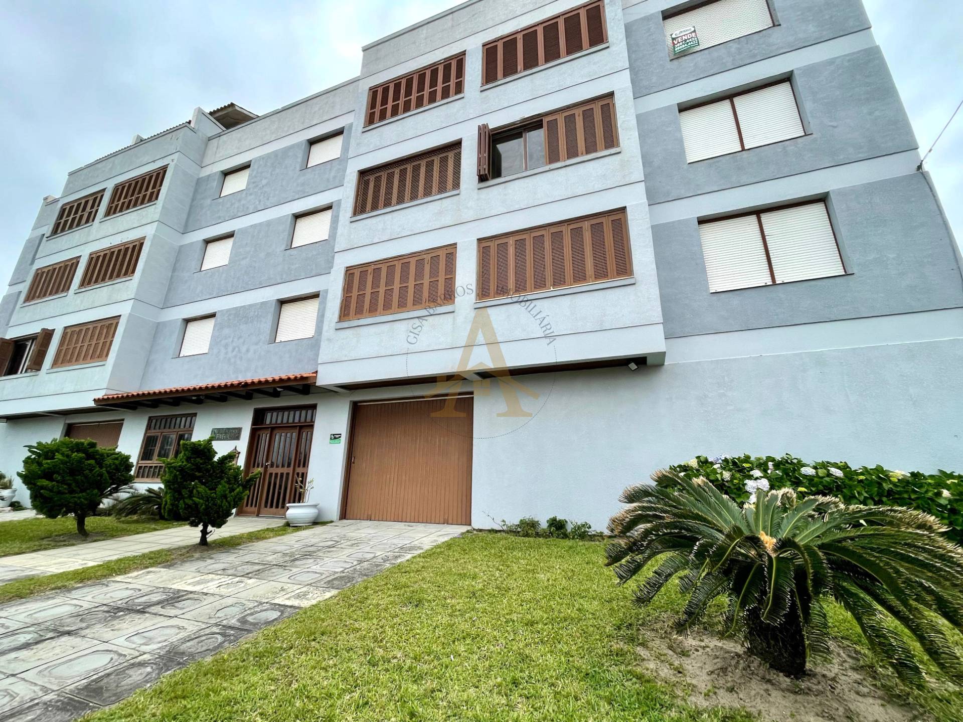 Apartamento 4 dormitórios